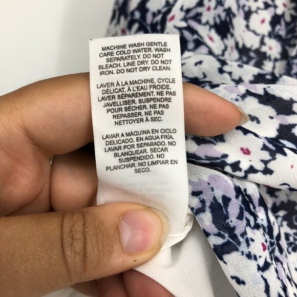 Dynamite Navy and White Floral Mini Flare Skirt fully lined size Medium - Picture 10 of 16